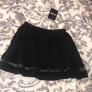 New Missguided brand black mini skirt